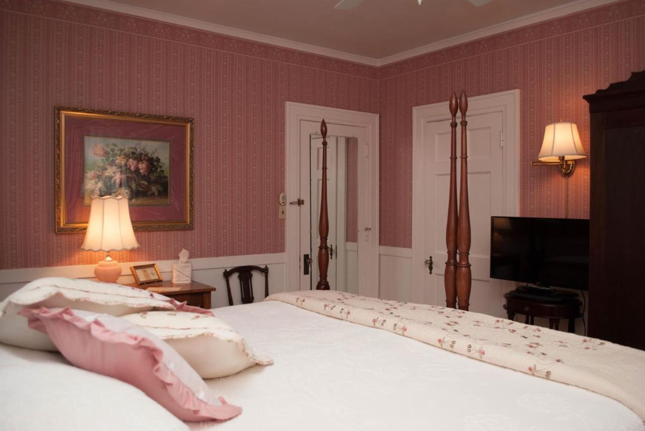 Colonial Capital B&B Williamsburg Bagian luar foto