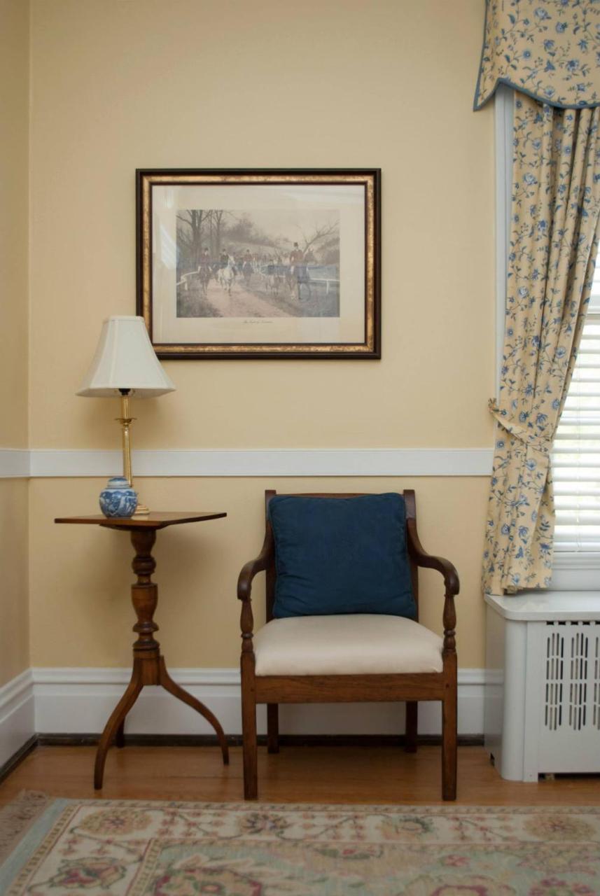 Colonial Capital B&B Williamsburg Bagian luar foto