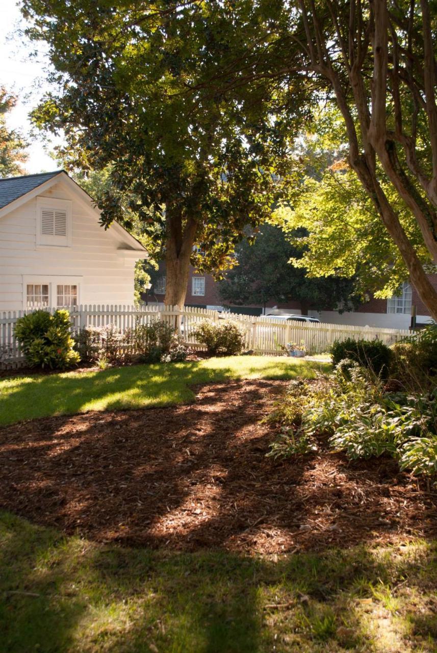 Colonial Capital B&B Williamsburg Bagian luar foto